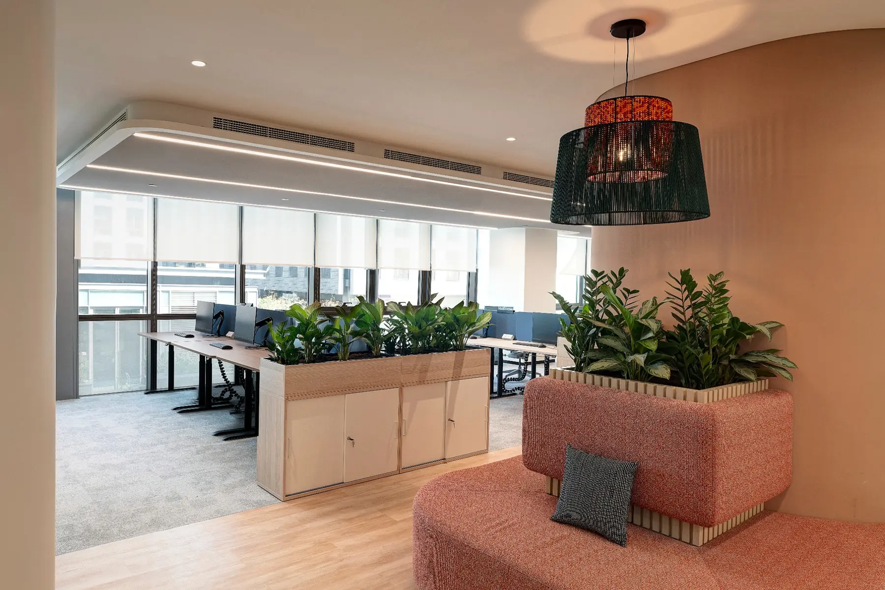 Flexible work settings delivered for PMI Dubai